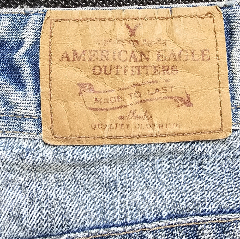 American Eagle Outfitters Blue Denim Skirt with White Crochet Hem - Picture 5 of 8